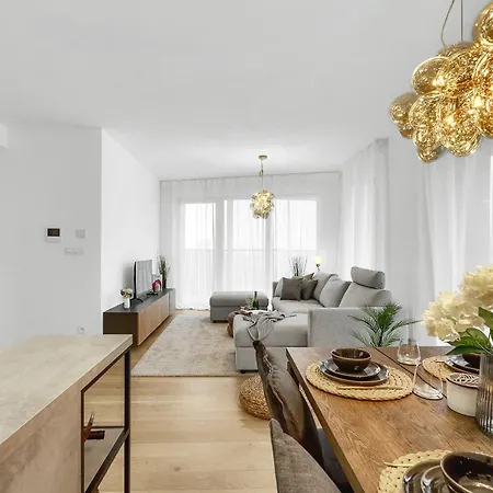 Guthaus Retreat With Balcony Apartment *