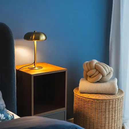 Guthaus Retreat With Balcony * Bratislava