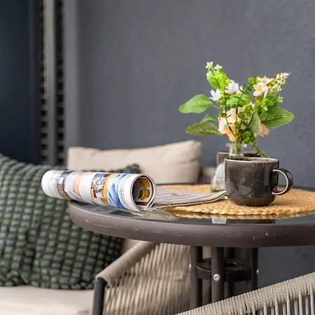 Apartment Guthaus Retreat With Balcony *