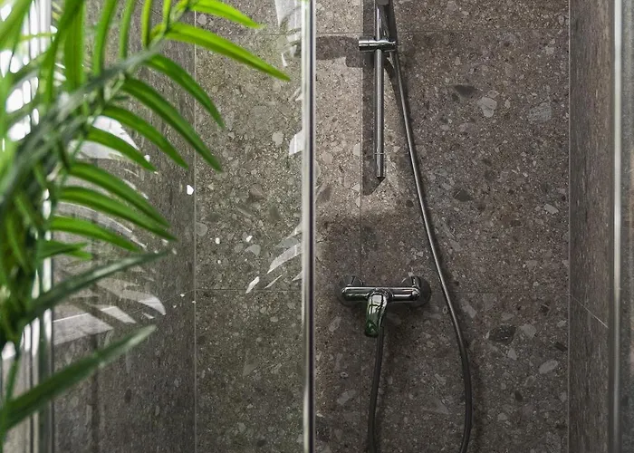 Apartmán Guthaus Retreat With Balcony