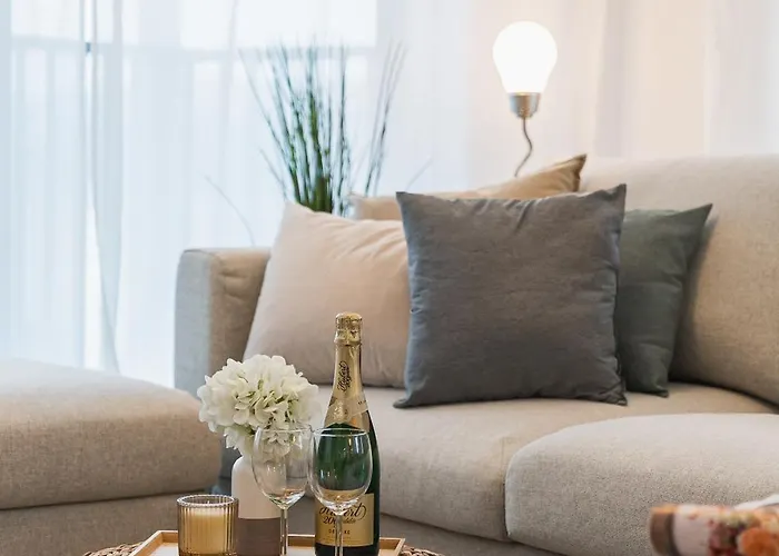 Apartment Guthaus Retreat With Balcony Bratislava