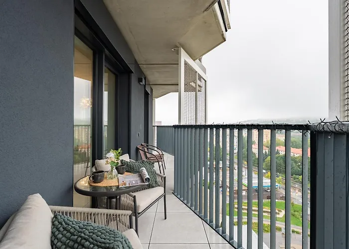 Guthaus Retreat With Balcony Apartment Bratislava
